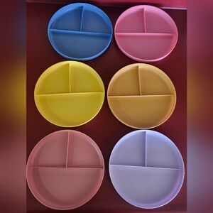 Pillowfort Kids Plates Lot of 6 Target Divided Plates Mixed Colors 3 Compartment